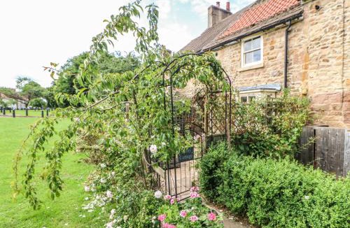 Staindrop House | Sunny Cottage