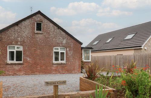 Holworth House | Sunny Croft