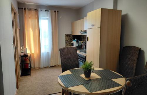 Willebringen Apartment | Sunny Days Cozy and Comfortable Apartment