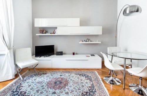 Salario Apartment | Sunny flat near Villa Borghese