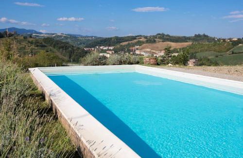 Tabiano Castello House | Sunny holiday home with swimming pool
