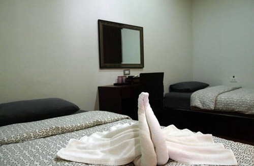 Old Phuket Town Hostel | Sunny Hostel Phuket