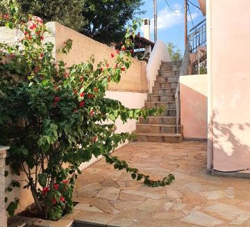 Souvala House | Sunny House
