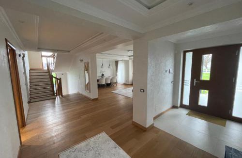 Suceava Villa | Sunny house