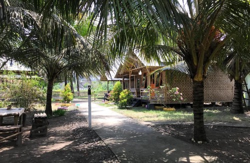 Pangandaran House | Sunny Lodge