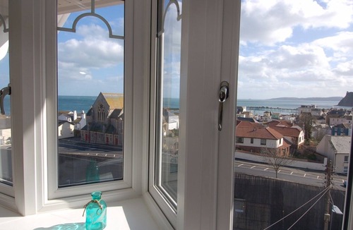 Teignmouth Cottage | SUNNY MOUNT, family friendly, country holiday cottage in Teignmouth