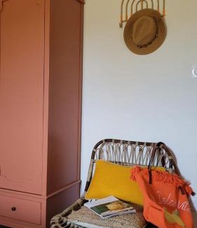 Salles Apartment | Sunny oasis