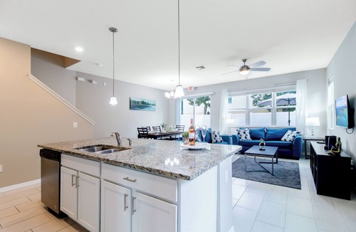 Indian Wells House | Sunny Oasis in Kissimmee I 5 min from Disney