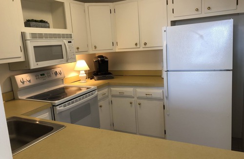 Rehoboth Beach Condo | Sunny Ocean-View Condo on Rehoboth's Boardwalk – Pool, Balcony, Walk Everywhere