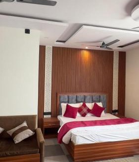 Lansdowne Hotel | Sunny Pines Resort