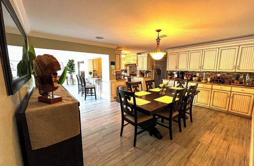 Largo House | Sunny Private Pool Escape Near Clearwater Beach