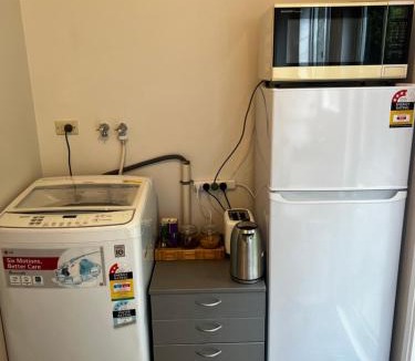 Johnsonville House | Sunny private room with private bathroom