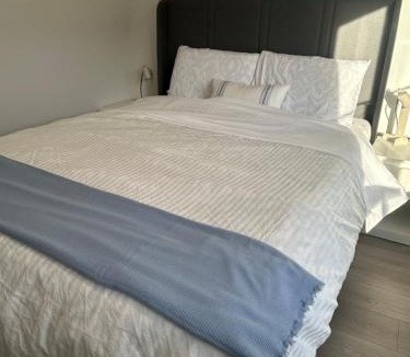 Southeast Calgary House | Sunny Queen-size Bedroom with Private Bath in Brand New House