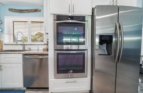 Hunt Club House | Sunny, Quiet, Open concept 3 bedroom home with pool