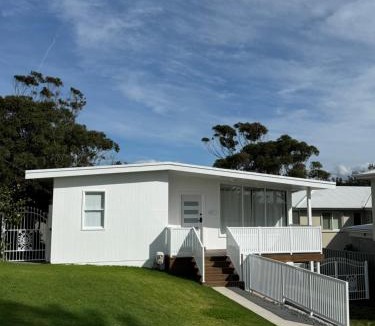 Shellharbour House | Sunny Rose