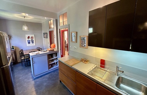 Mont-Dore House | Sunny sanctuary by the town center