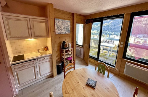 Mont-Dore Apartment | Sunny sanctuary by the town