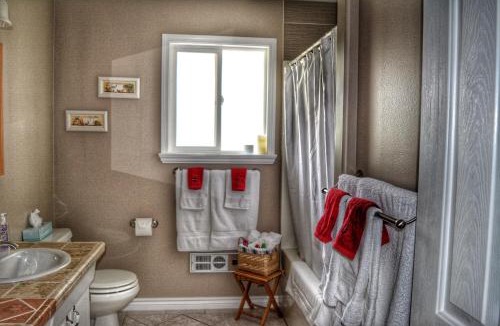 Chase Bed & Breakfast | Sunny Shuswap B&B
