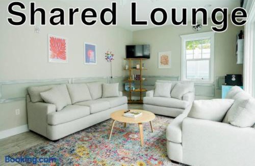 Downtown Dunedin Apartment | Sunny Side Cottages