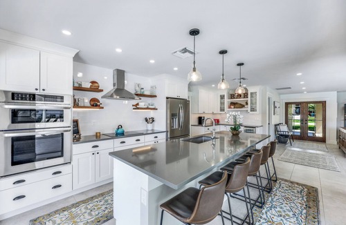 Vanderbilt Beach House | Sunny Side! – Southern Exposure - Heated Saltwater Pool! Walk to Beach!
