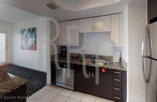 Surfside Condo | Sunny Solara Surfside, 1 Bedroom Oceanfront Resort