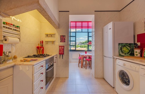 Sao Jose Apartment | Sunny, spacious, very homely apartment in the heart of Lisbon
