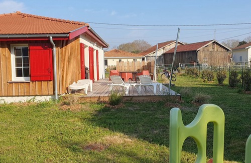 Sanguinet House | Sunny vacation home. Ideally located between lake, beach and forest.