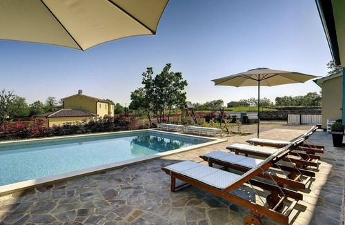 Muzini House | Sunny villa with private pool, sauna, jacuzzi