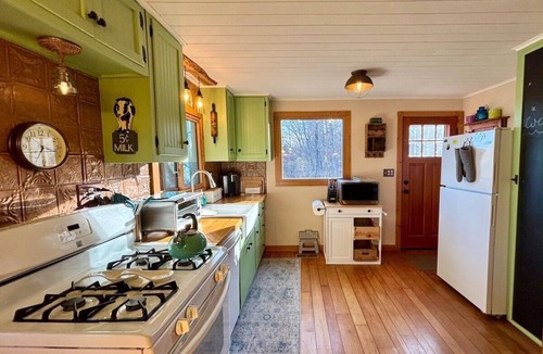 North Egremont House | Sunny Waterfront Cottage with Boats and Fun Lake Toys!