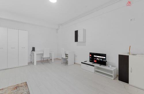 Chiajna Apartment | Sunny Yellow Apartment - Penthouse, Aer Conditionat, Free Parking, Self Check-in