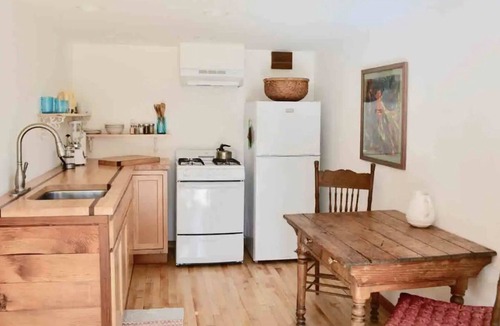 Arcata Apartment | Sunnybrae Garden Studio