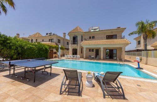 Kapparis Villa | SunnyVillas: 4BR SeaFront Villa*Private Pool*BW44