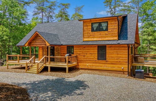 My Mountain Cabin | Sunrays Mountain Vista - Hot Tub, New Construction, Pet Friendly