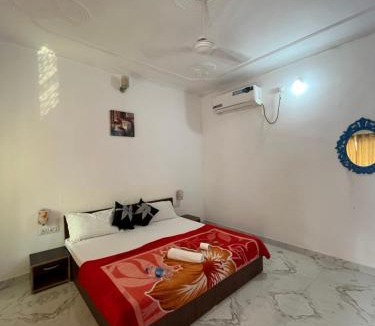 Khajuraho Bed & Breakfast | Sunrise Bed & Breakfast