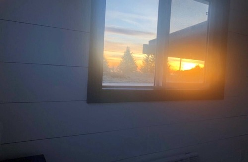 Sandspit House | Sunrise Cabin Private Beach Front Accommodation sleeps 6