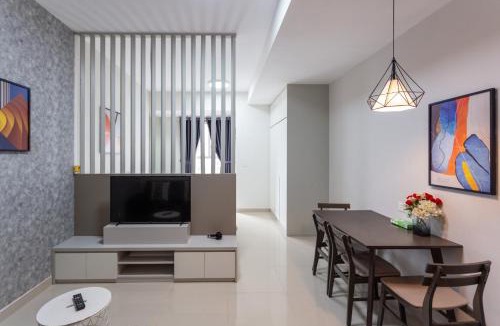 District 7 Apartment | Sunrise City & City View
