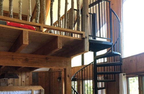 Lake Toxaway Cottage | Sunrise Cottage: Unique farmhouse unit sleeps 6