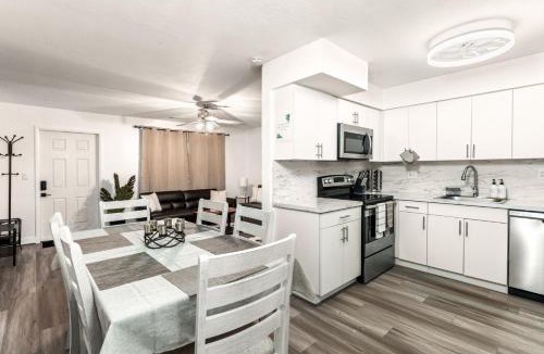 Survey Creek House | Sunrise Getaway
