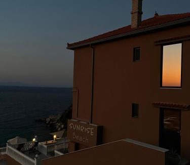 Kokkari Hotel | Sunrise