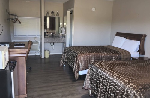 Paris Hotel | Sunrise Inn