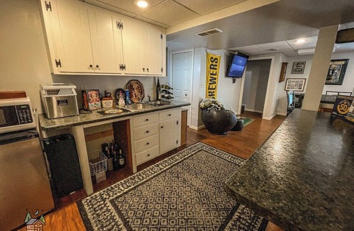 Butternut House | Sunrise Pines Escape, Butternut Lake w/Hot Tub