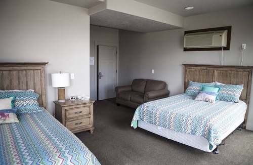 Garden City Hotel | Sunrise Resort Room #105 | 0 Bed, 1 Bath