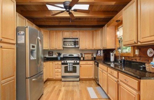 Hendersonville House | Sunrise Ridge Lodge in Hendersonville NC