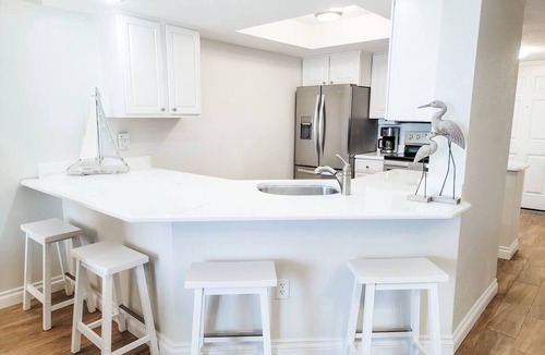 Ponce Inlet Condo | Sunrise Solitude Oceanfront Condo - Heated Saltwater Pool Incredible Sunrises