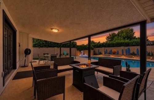 Cox Heights House | Sunrise-Sparkling Pool-BBQ Grill-Mins to Old Town
