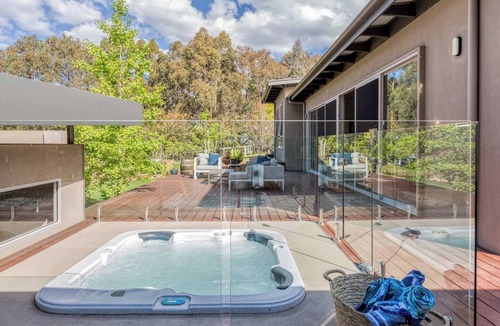 Yallingup Siding House | Sunrise Tranquillity Luxe Retreat with Heated Spa