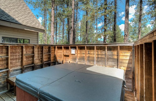 Deer Park House | Sunriver home, private hot tub, ac, 4 bedrooms, sleeps 8