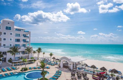 Punta Cancun Resort | Sunscape Cancun All-Inclusive Resort & Spa by Hyatt