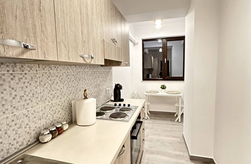Vitan Apartment | Sunset Apartment - Central Apt with Rooftop Garden