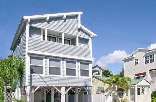 Sunset Beach Cottage | Sunset Beach House by Distinctive Beach Rentals